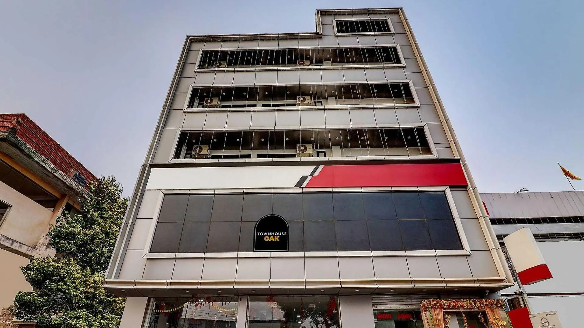 Hotel O Rk Residency Gurgaon 4*,